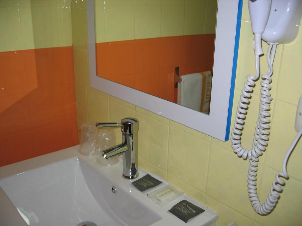 Hotel Fray Juan Gil Аревало Экстерьер фото